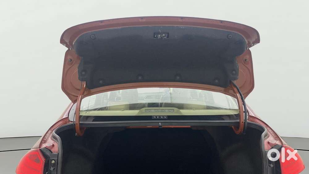 Maruti Suzuki Ciaz 1.5 Alpha Shvs Petrol, 2018, Petrol