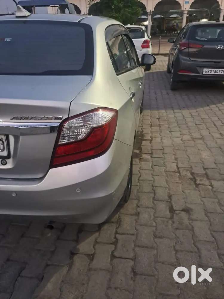 Honda Amaze 2017 Petrol 150000 Km Driven