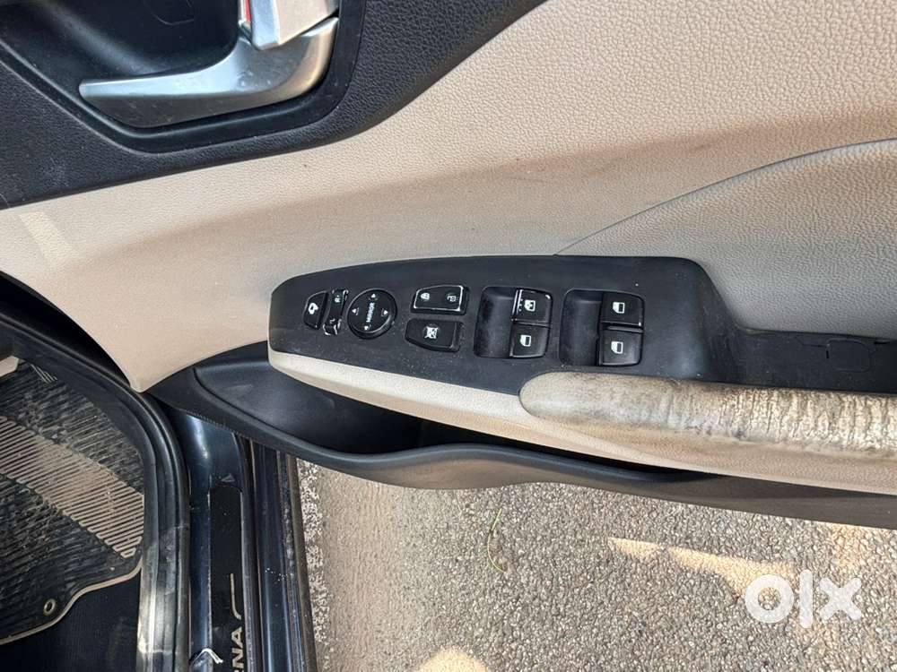 Hyundai Fluidic With Sunroof Verna 2019 Car