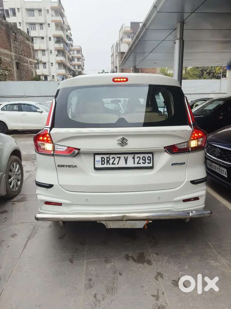 Maruti Suzuki Ertiga 2024 Petrol Manual Year