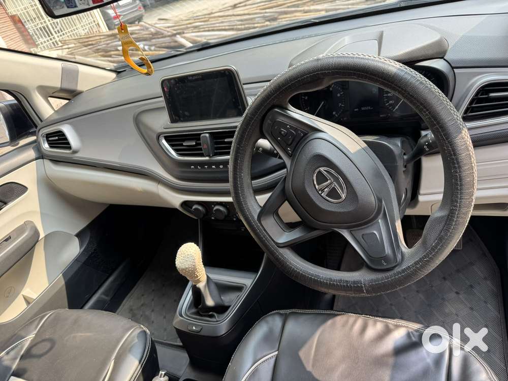 Tata Altroz 1.2 Xm Plus, 2021, Petrol