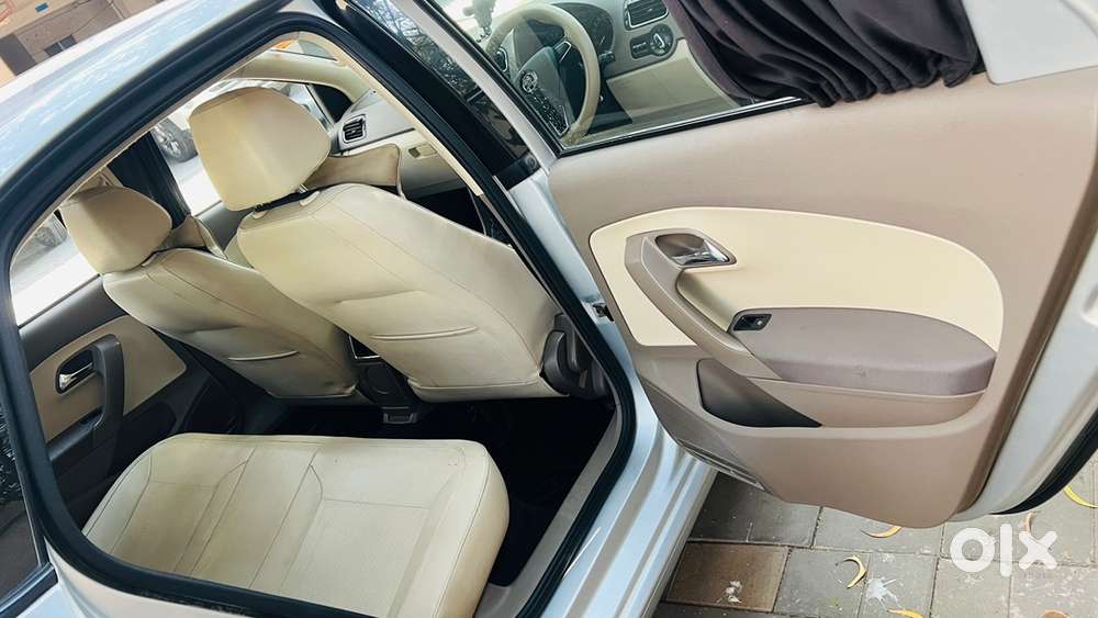 Skoda Rapid 2015 Diesel Top Model Well Maintained