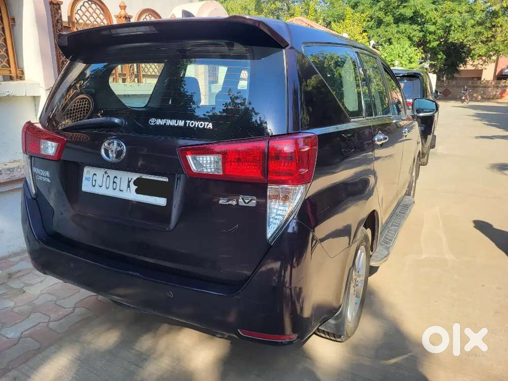 Innova Crysta Forst Owner 2.8 Vx