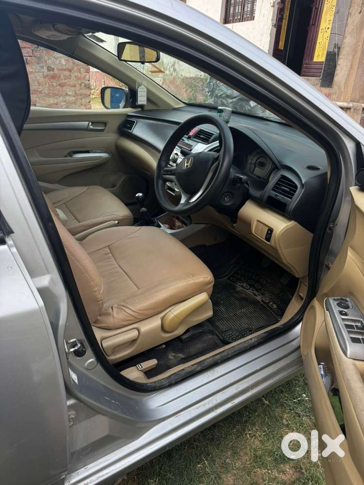 Honda City 2010 Cng & Hybrids Good Condition
