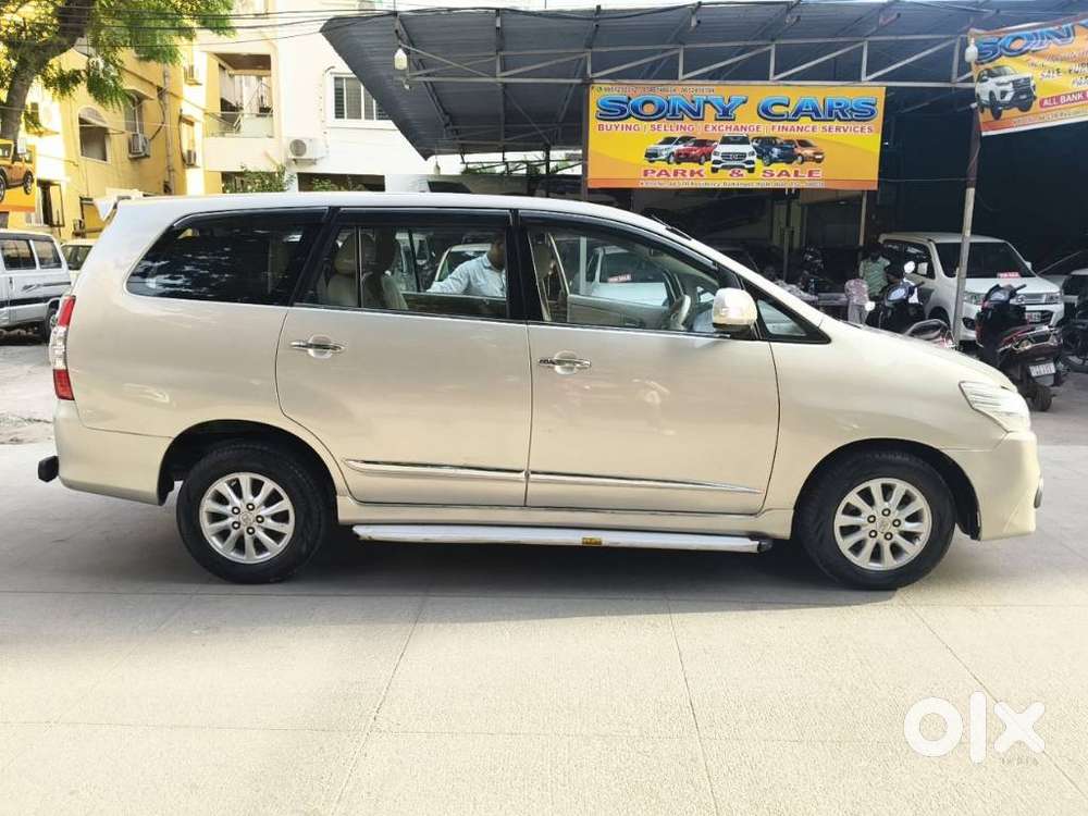 Toyota Innova 2.5 V 7 Str, 2014, Diesel