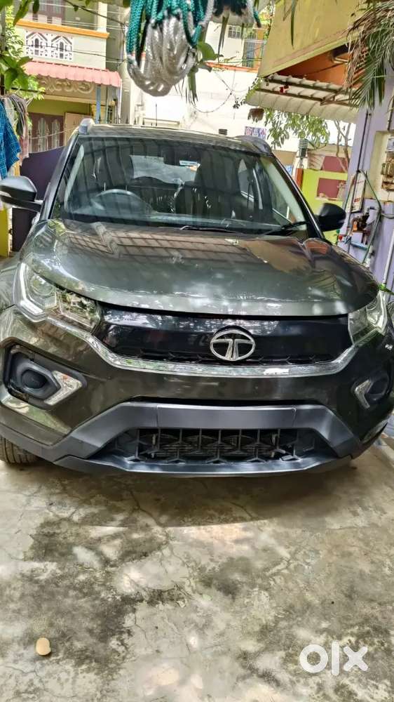 Tata Nexon Xma S Amt (automatic)