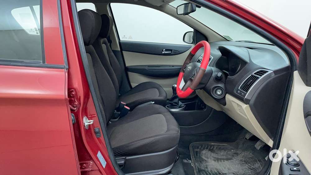 Hyundai I20 Sportz 1.2 Bs-iv, 2012, Petrol