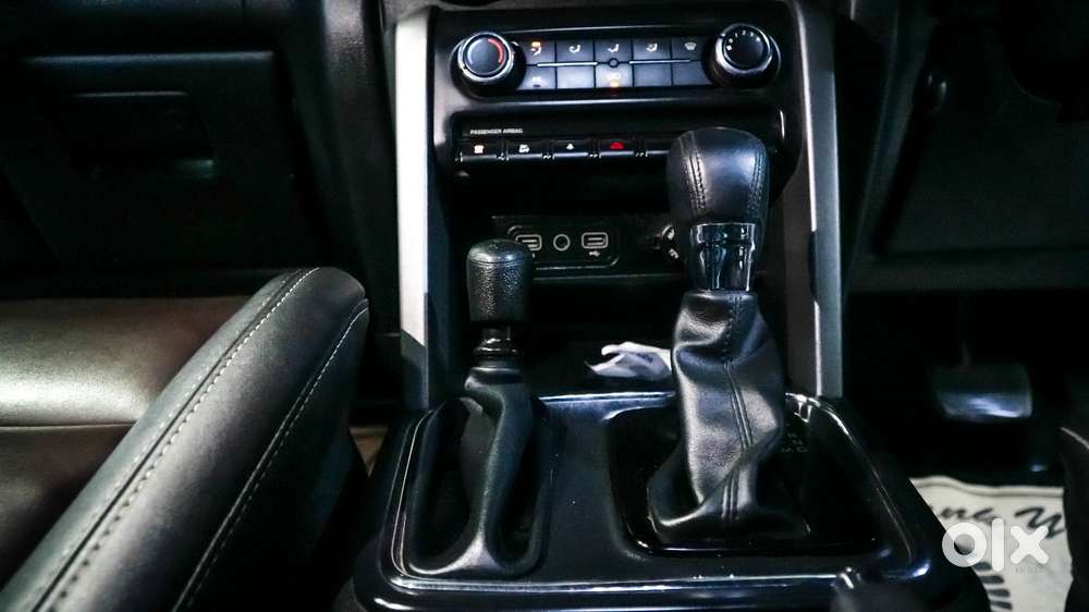 Mahindra Thar Lx 4-str Convertible At, 2021, Petrol
