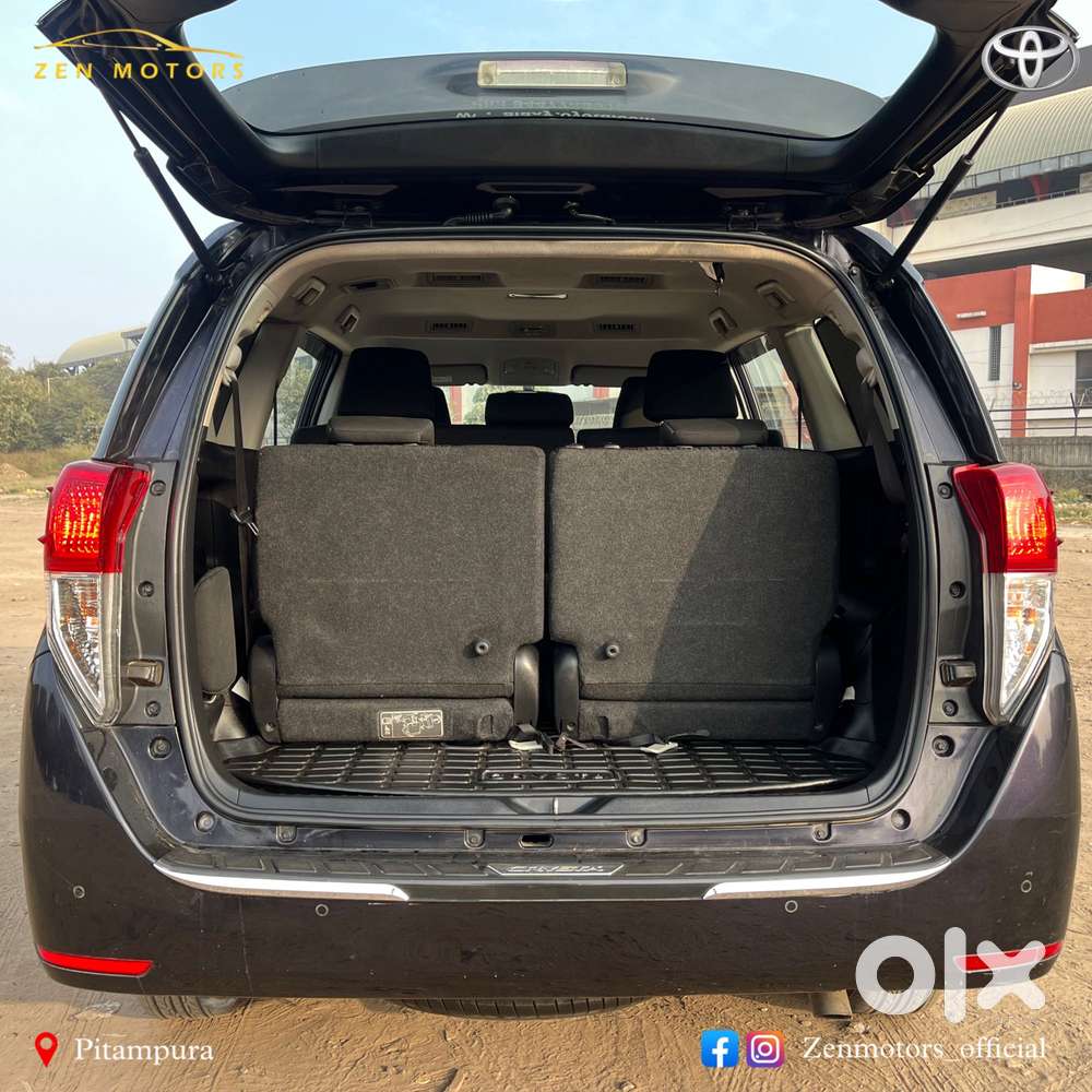 Toyota Innova Crysta