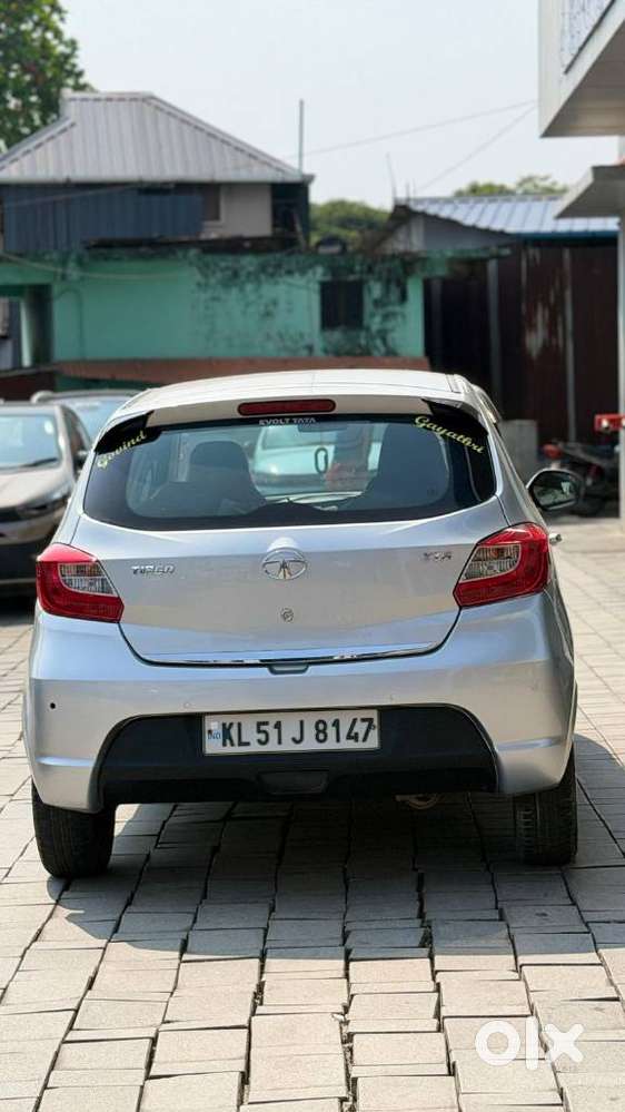 Tata Tiago 1.2 Revotron Xta, 2018, Petrol