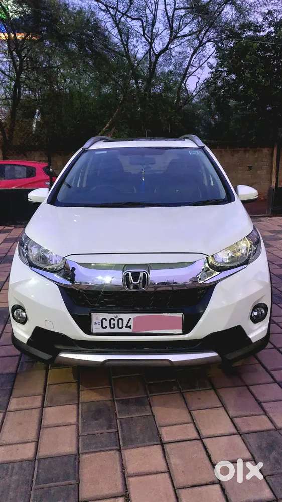 Honda Wr-v 2019 Petrol (top Model) Only 14000 Km Driven