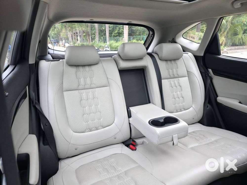 Kia Seltos Htx 1.5 Petrol Mt, 2024, Petrol