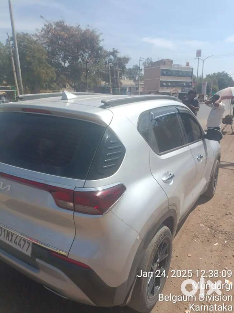 Urgent Sell, Kia Sonet 2022 Diesel Well Maintained, Awesome Condition