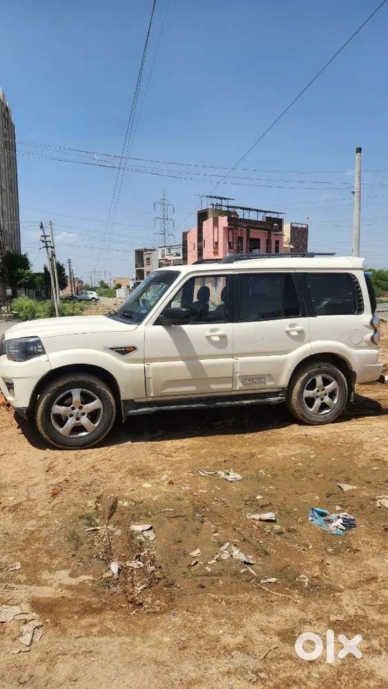Mahindra Scorpio Classic 2017 Diesel 142000 Km Driven