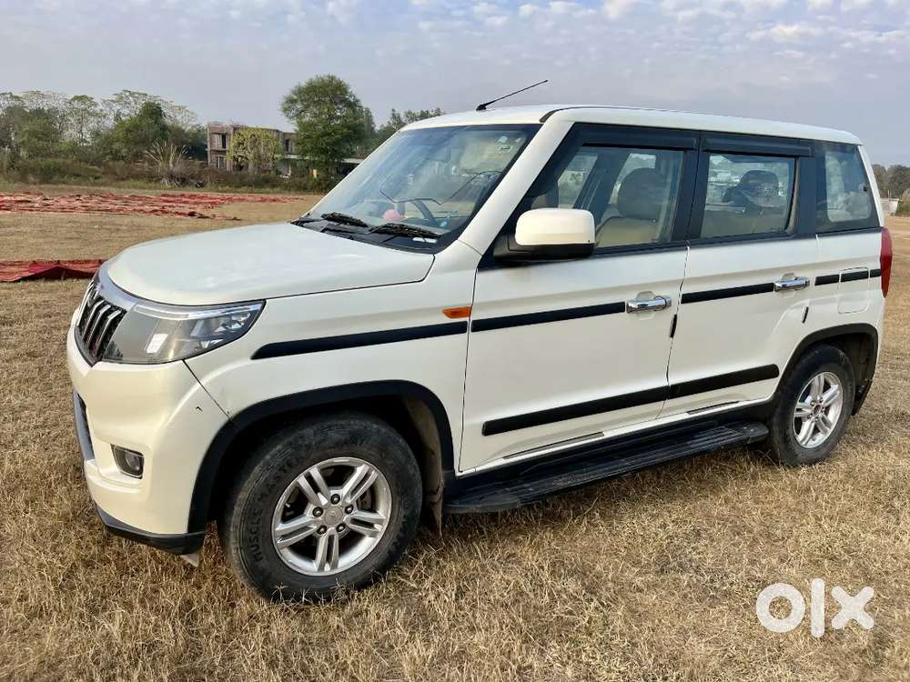 Mahindra Bolero Neo N10