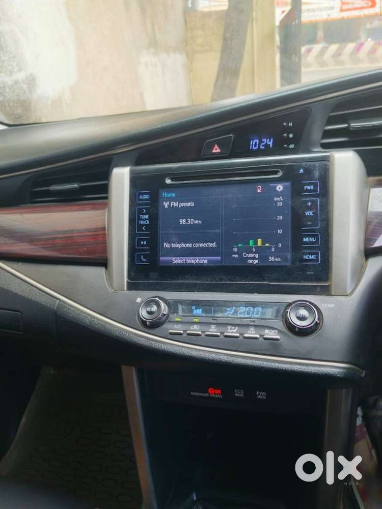 Toyota Innova Crysta 2.4 G Mt 8s, 2017, Diesel