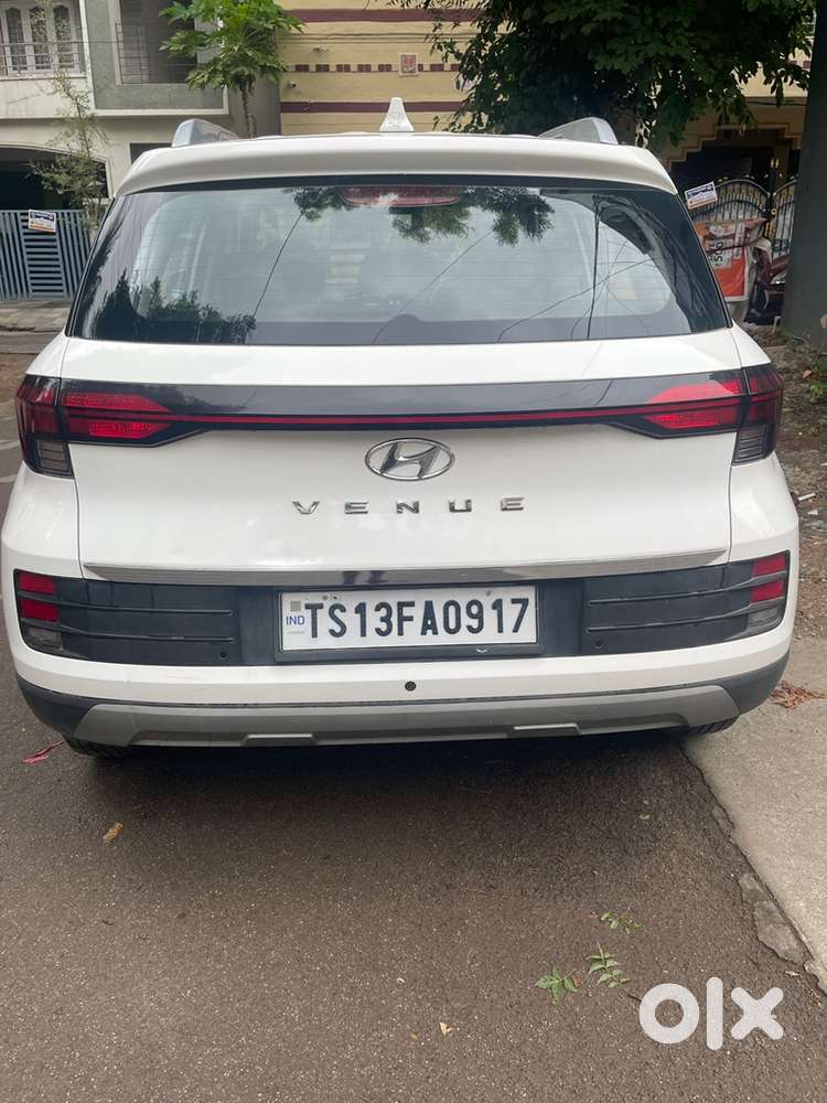 Hyundai Petrol Manual 2023