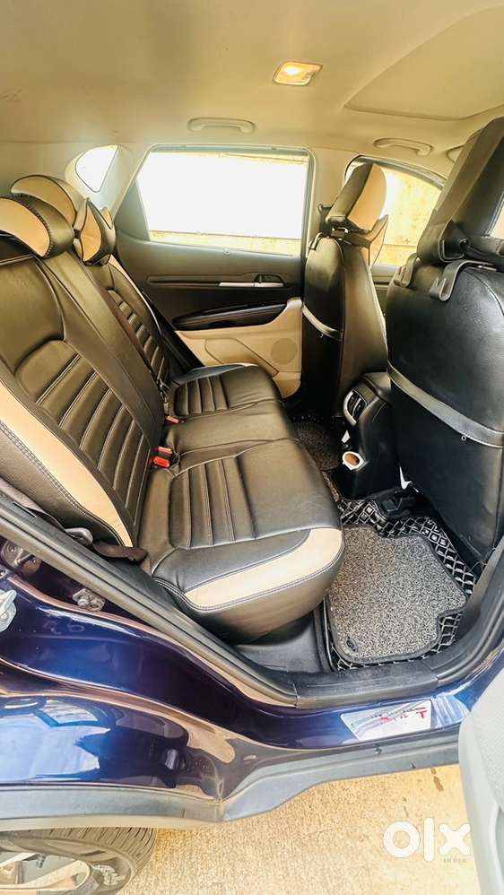 Kia Sonet Petrol 2023