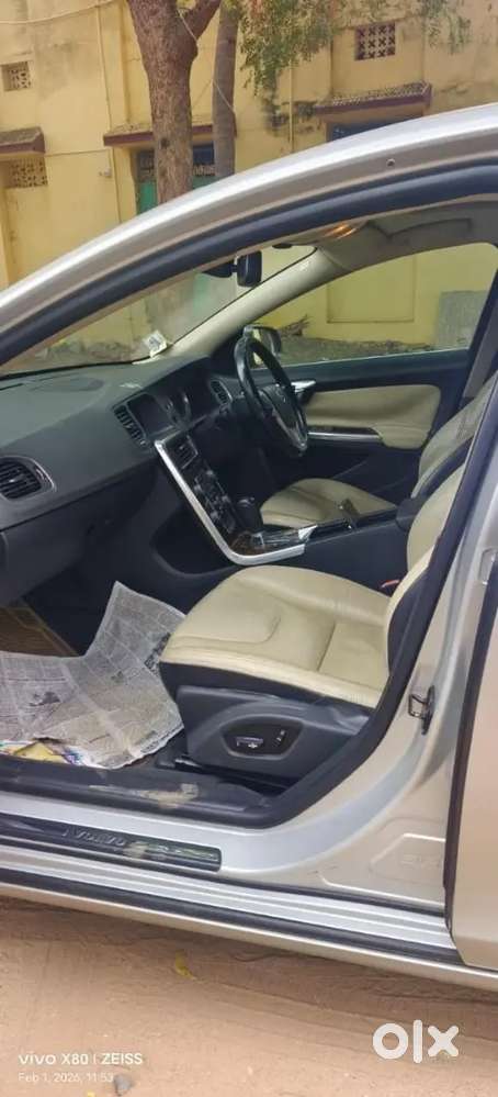 Volvo S60 Company Service