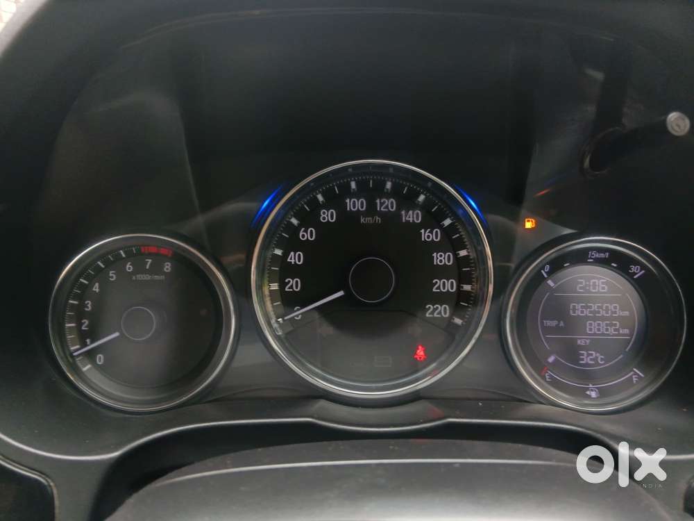 Honda City I-vtec V, 2020, Petrol