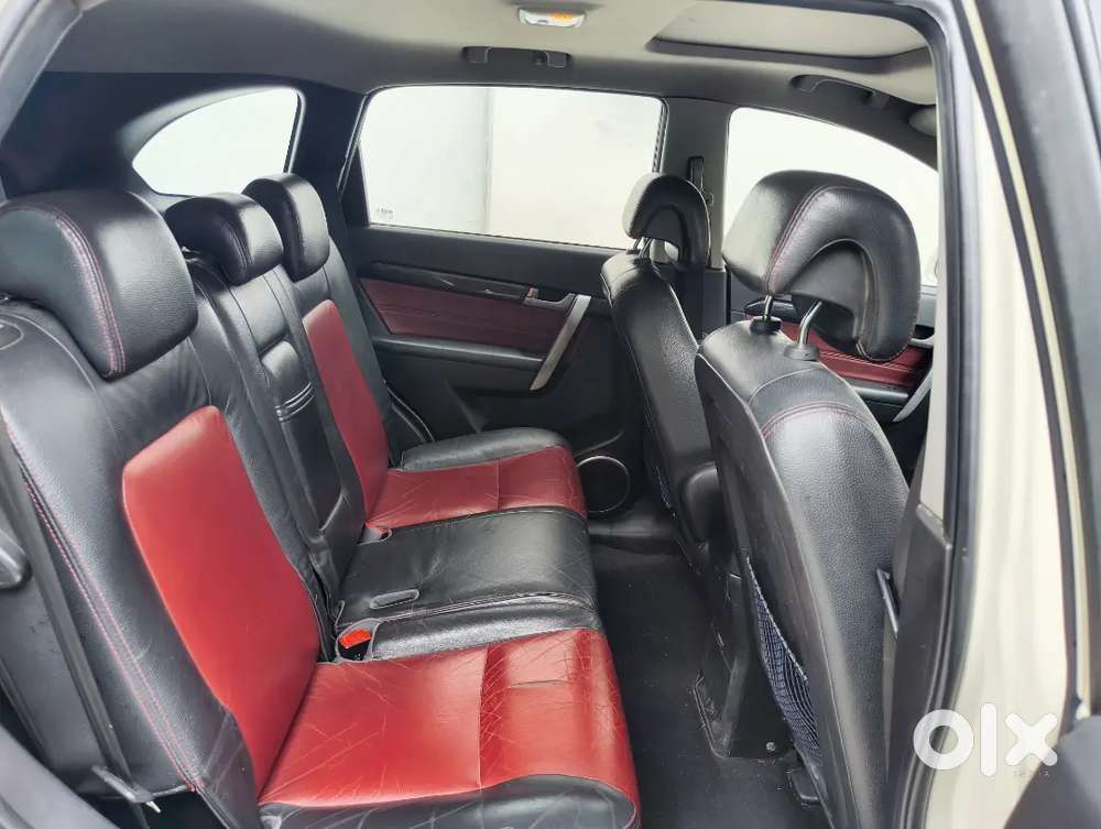 Chevrolet Captiva 2011 Top Model  7 Seater Diesel 950000 Km Driven