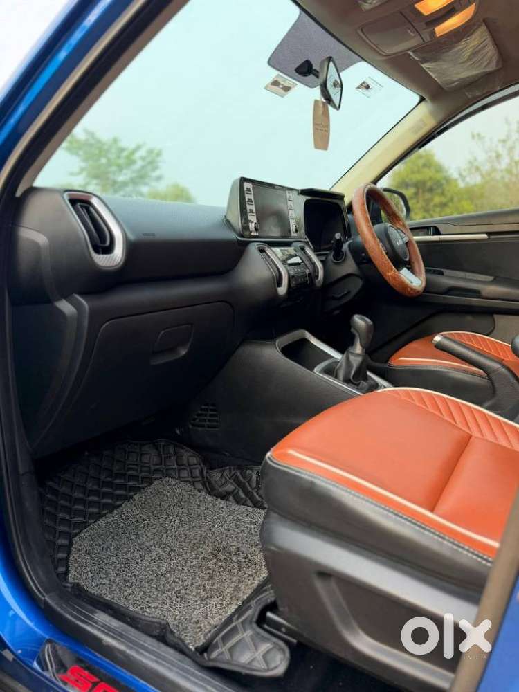 Kia Sonet, 2021, Petrol