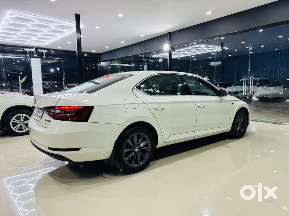 Skoda Superb 2.0 Tsi At L&k, 2016, Diesel