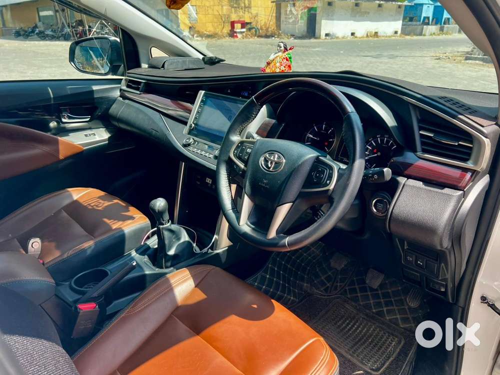 Toyota Innova Crysta 2.4 V, 2024, Diesel