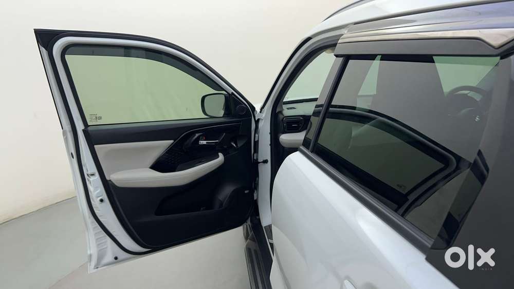 Maruti Suzuki Grand Vitara 1.5 Alpha Smart Hybrid, 2026, Petrol
