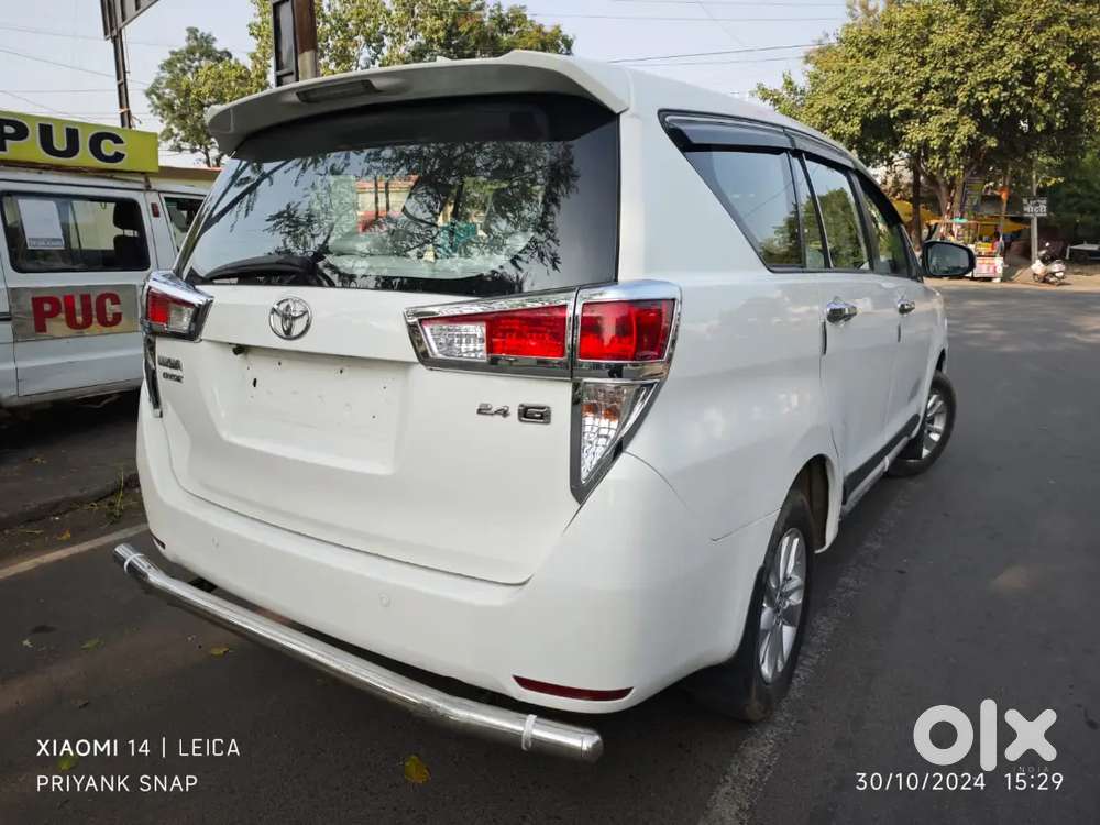 Toyota Innova Crysta 2017 Diesel 110000 Km Driven