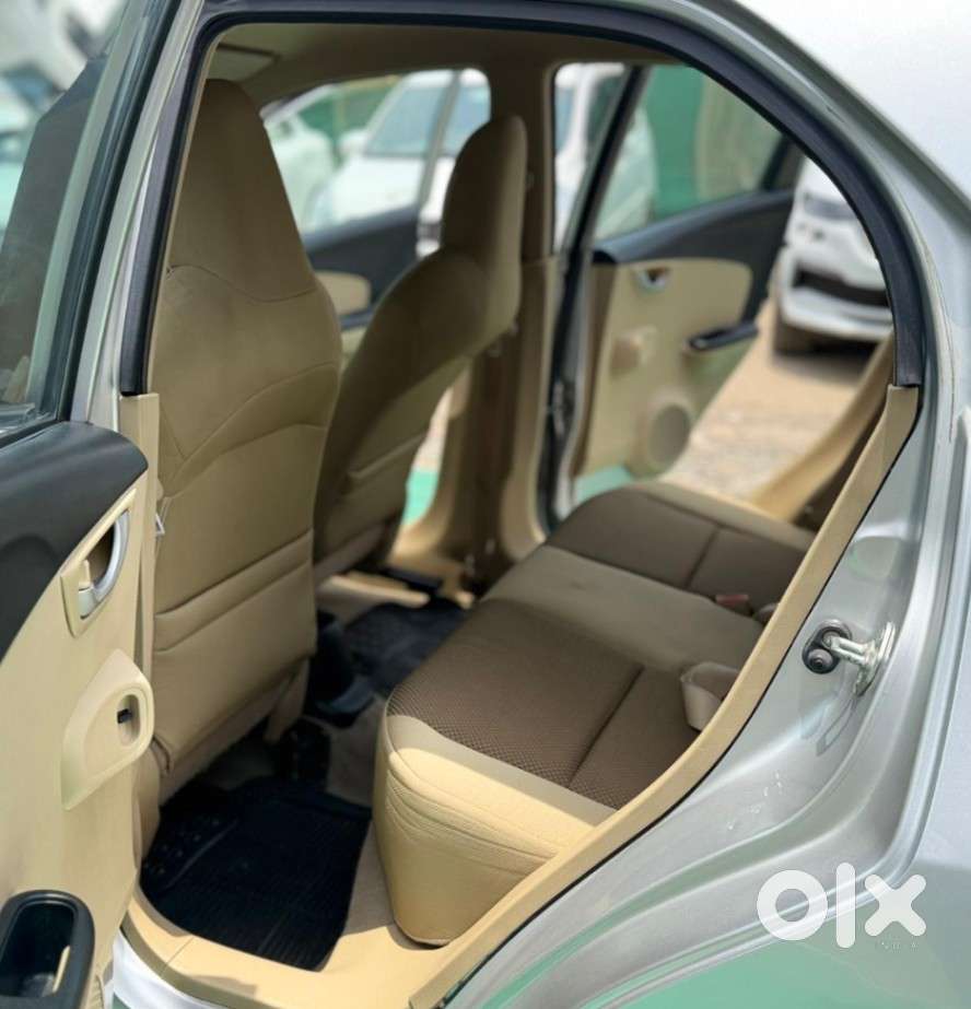 Honda Brio Vx At, 2015