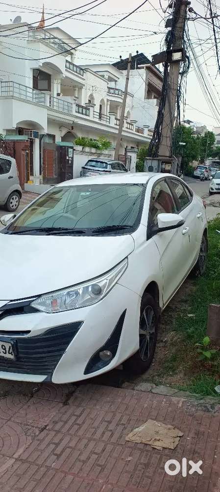 Toyota Yaris 1.5 G , All Accessories And Company Cng Kit 9kgs