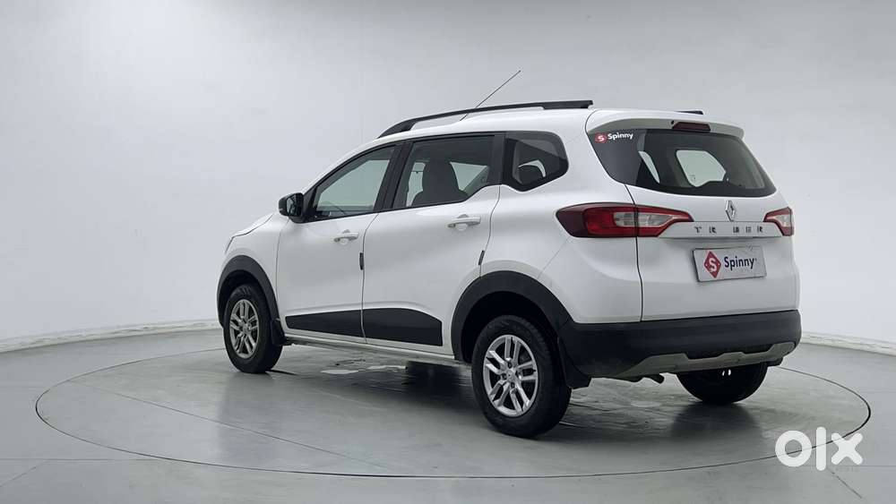 Renault Triber Rxt, 2022, Petrol