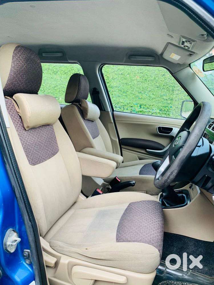 Mahindra Tuv 300 Mhawk100 T8, 2017, Diesel