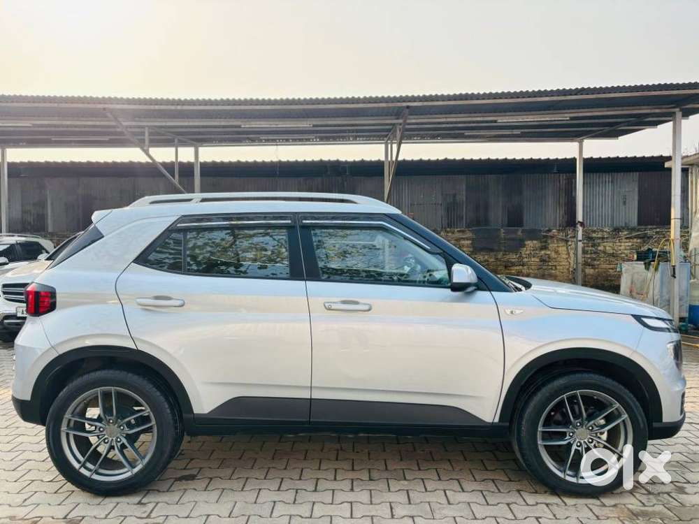 Hyundai Venue S 1.2 Petrol, 2024, Petrol