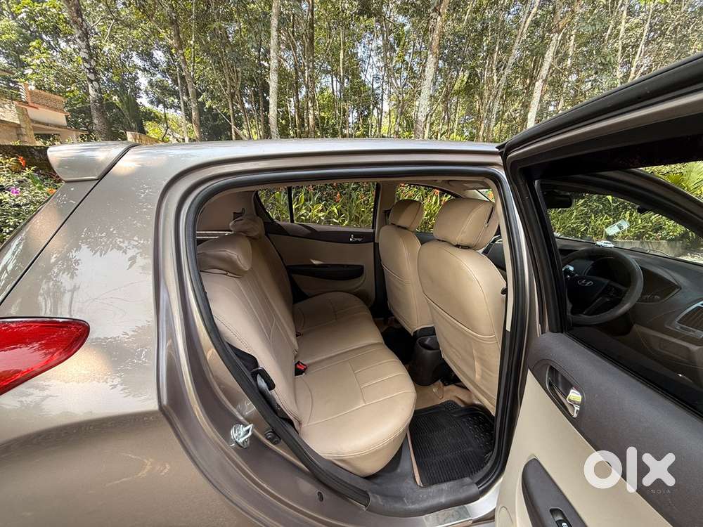 Hyundai I20 Petrol Manual 2012