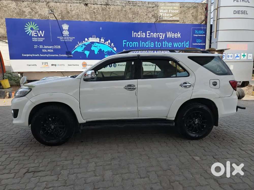 Toyota Fortuner 2012 Diesel 245000 Km Driven Very Good