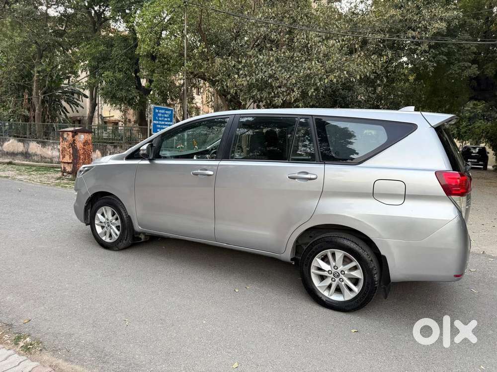 Toyota Innova Crysta