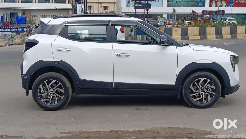 Mahindra Xuv 3xo Ax5 1.5 Diesel Autoshift Plus, 2026, Diesel