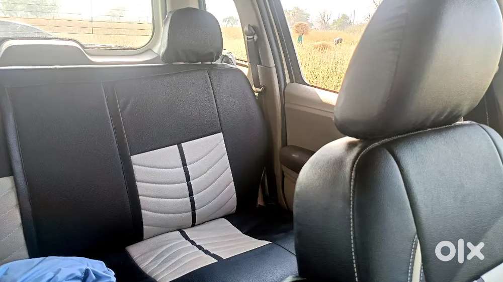 Mahindra Tuv 300 T8 2016 Diesel 124000 Km Driven