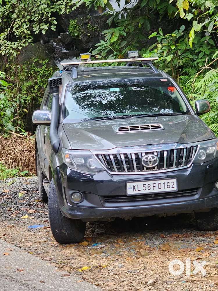 Toyota Fortuner 4 X 4 Manual Transmission