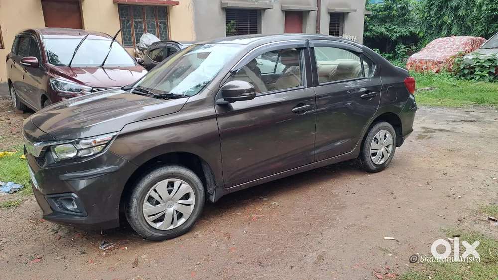 Less Driven Honda Amaze 1.2 Smt 2019 Dec