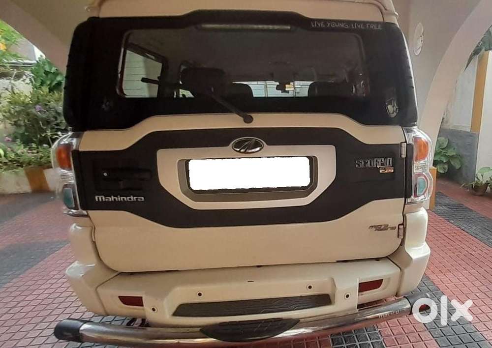 Mahindra Scorpio S10 Diesel 2015 Dec