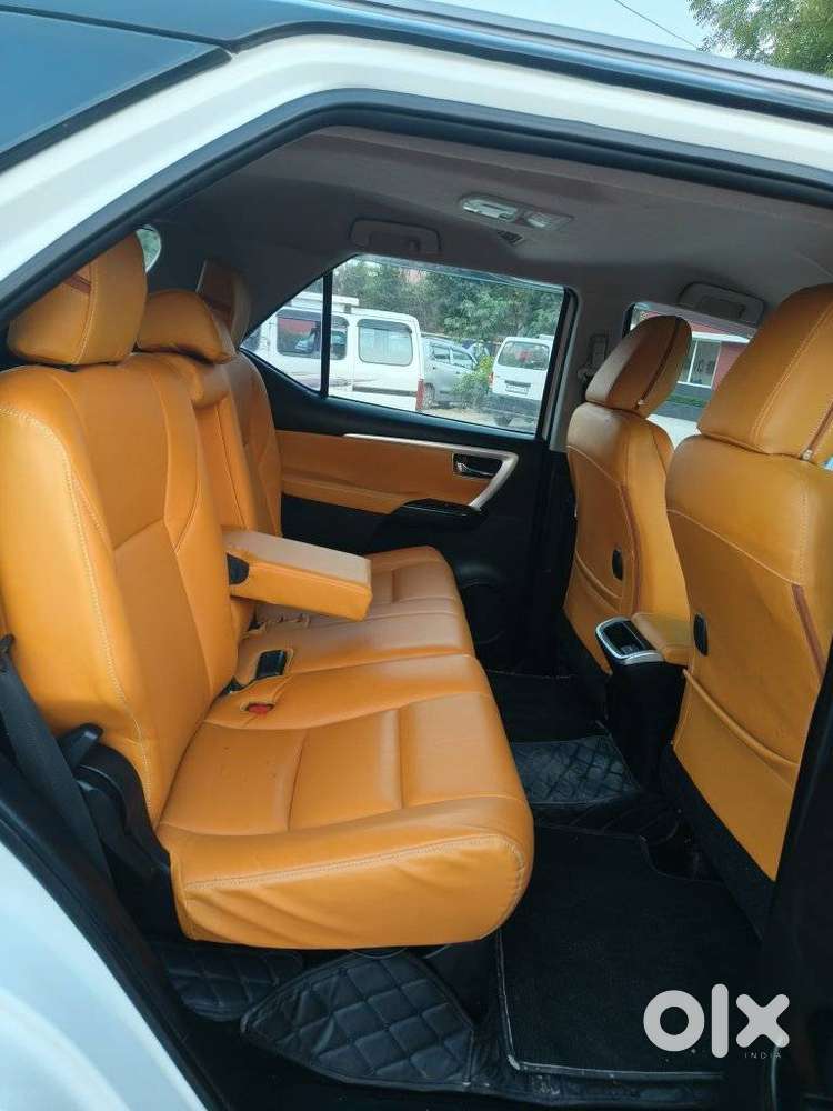 Toyota Fortuner 4x2 At 2.8 Diesel, 2017, Diesel