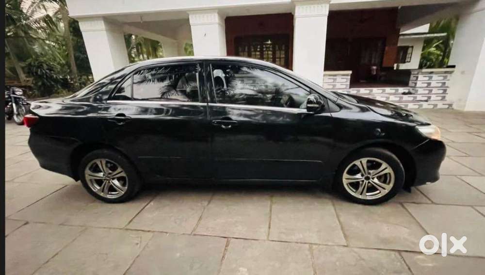 Toyota Corolla Altis 2010 Diesel Well Maintained