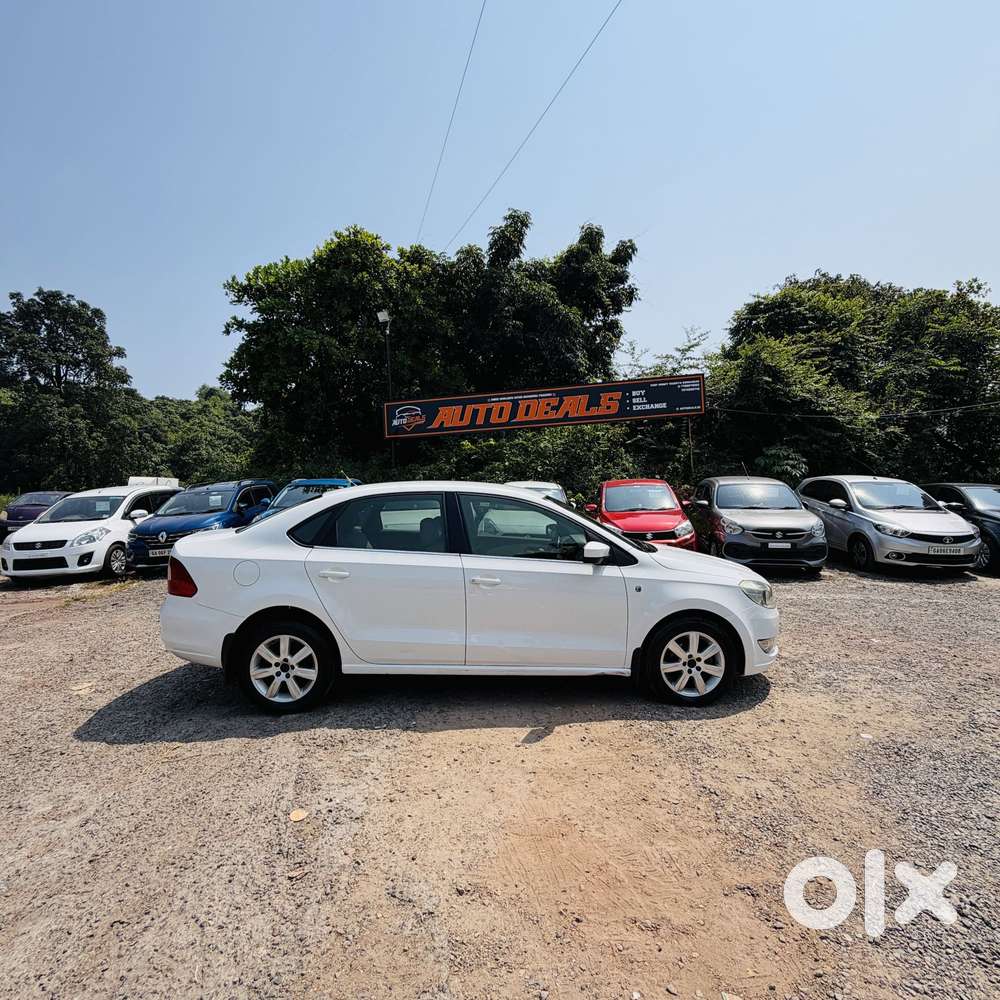 Skoda Rapid 1.6 Mpi Ambition Plus, 2014, Petrol