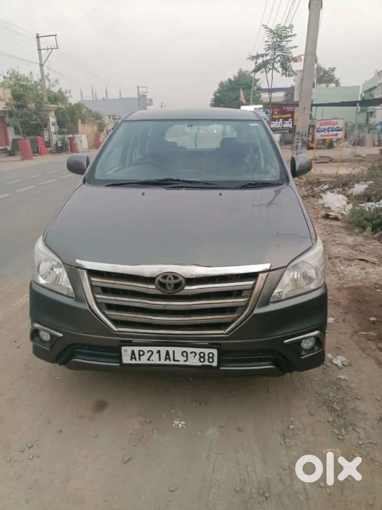Toyota Innova  2012 Diesel 310000 Km