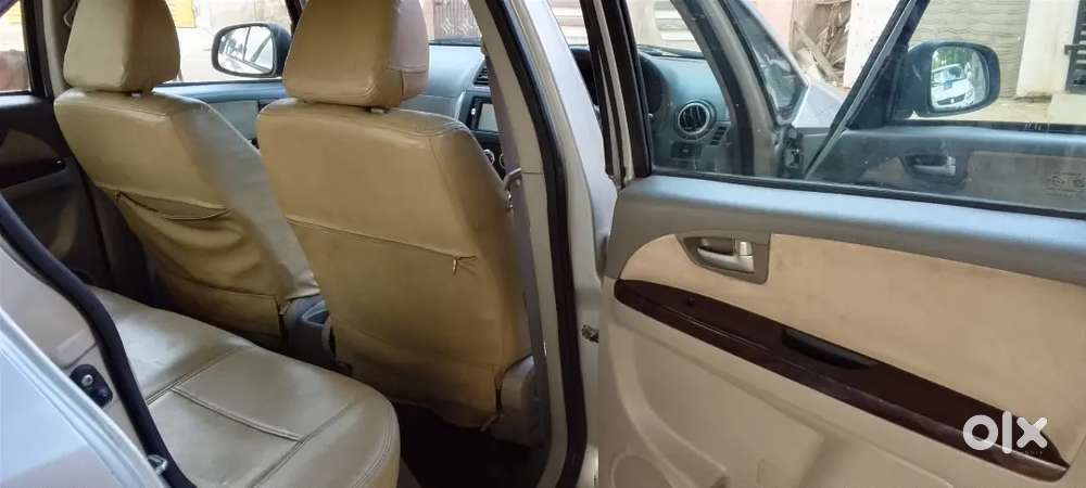 Maruti Suzuki Sx4 Petrol 2011 Zxi Top Model