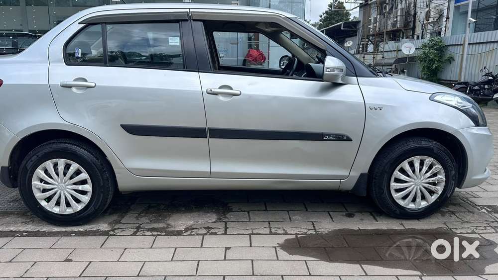Maruti Suzuki Swift Dzire Vxi Optional, 2016, Petrol