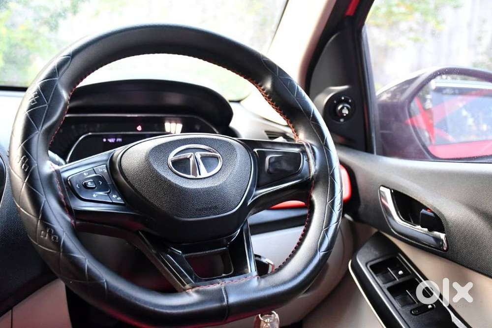 Tata Tiago, 2024, Petrol